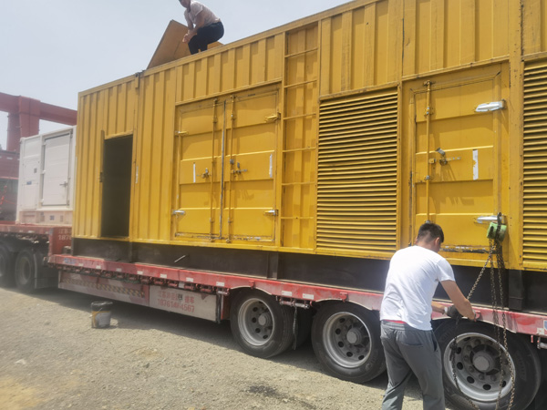 泽州发电机出租100KW发电机需要什么规格的电缆线？